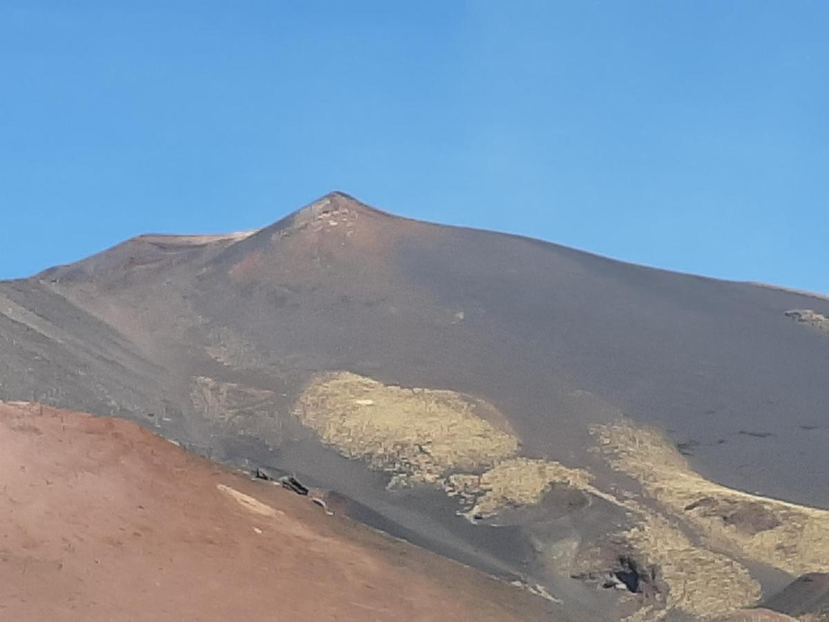 Etna Relax Hotel Nicolosi Exterior photo